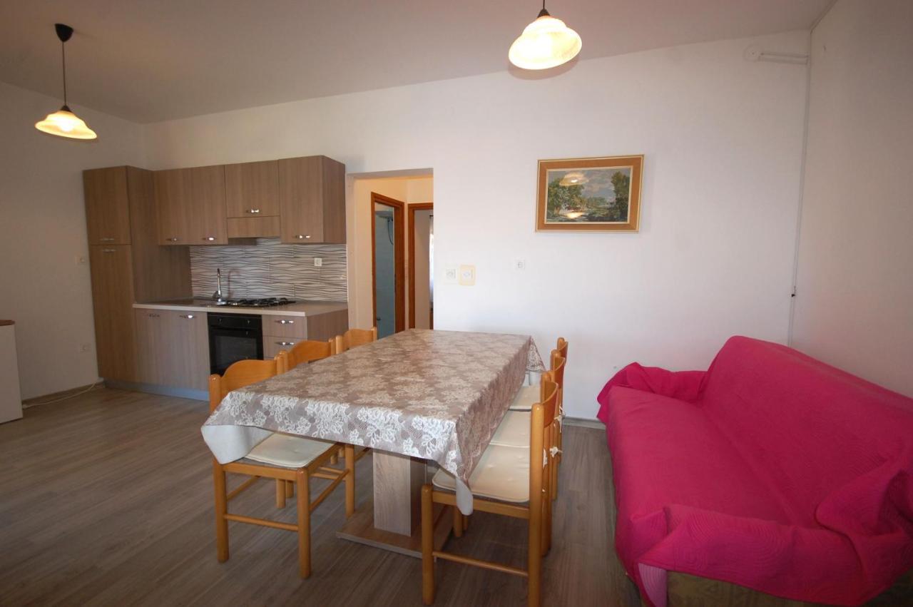Apartments Snjezana By El-Pi Tours Nijvice Zewnętrze zdjęcie