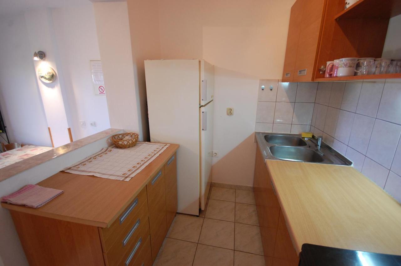 Apartments Snjezana By El-Pi Tours Nijvice Zewnętrze zdjęcie